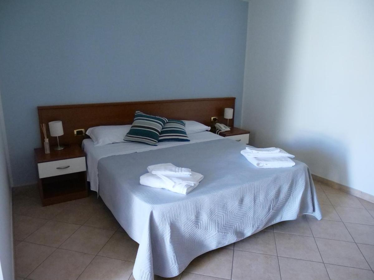 Grand Hostel Calabria Pietrapaola Kültér fotó